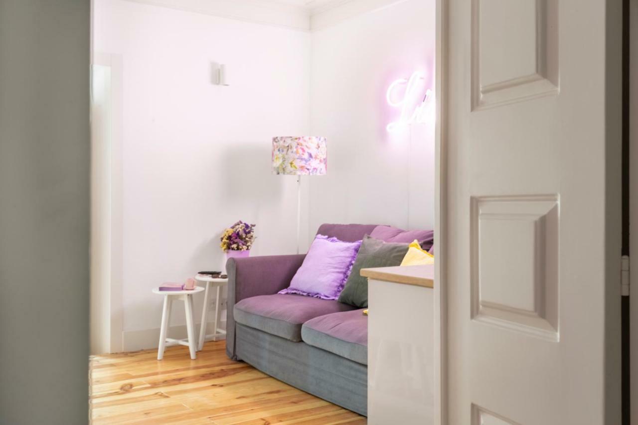 Altido Chic 1br Apt With Balcony Close By Graca Viewpoint And Tram Stops Apartment Lisbon