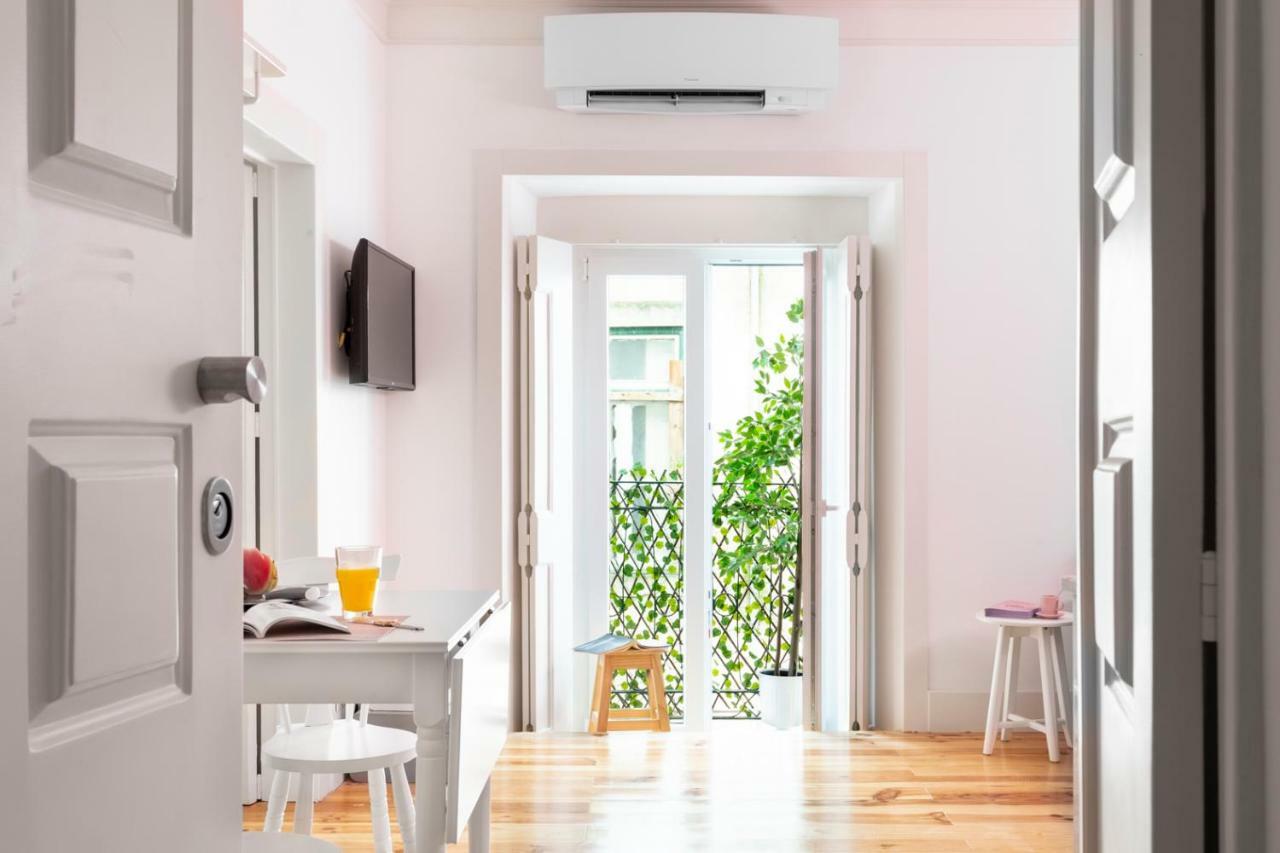 Apartment Altido Chic 1br Apt With Balcony Close By Graca Viewpoint And Tram Stops Lisbon