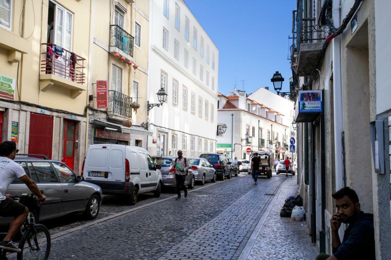 Altido Chic 1br Apt With Balcony Close By Graca Viewpoint And Tram Stops Apartment Lisbon