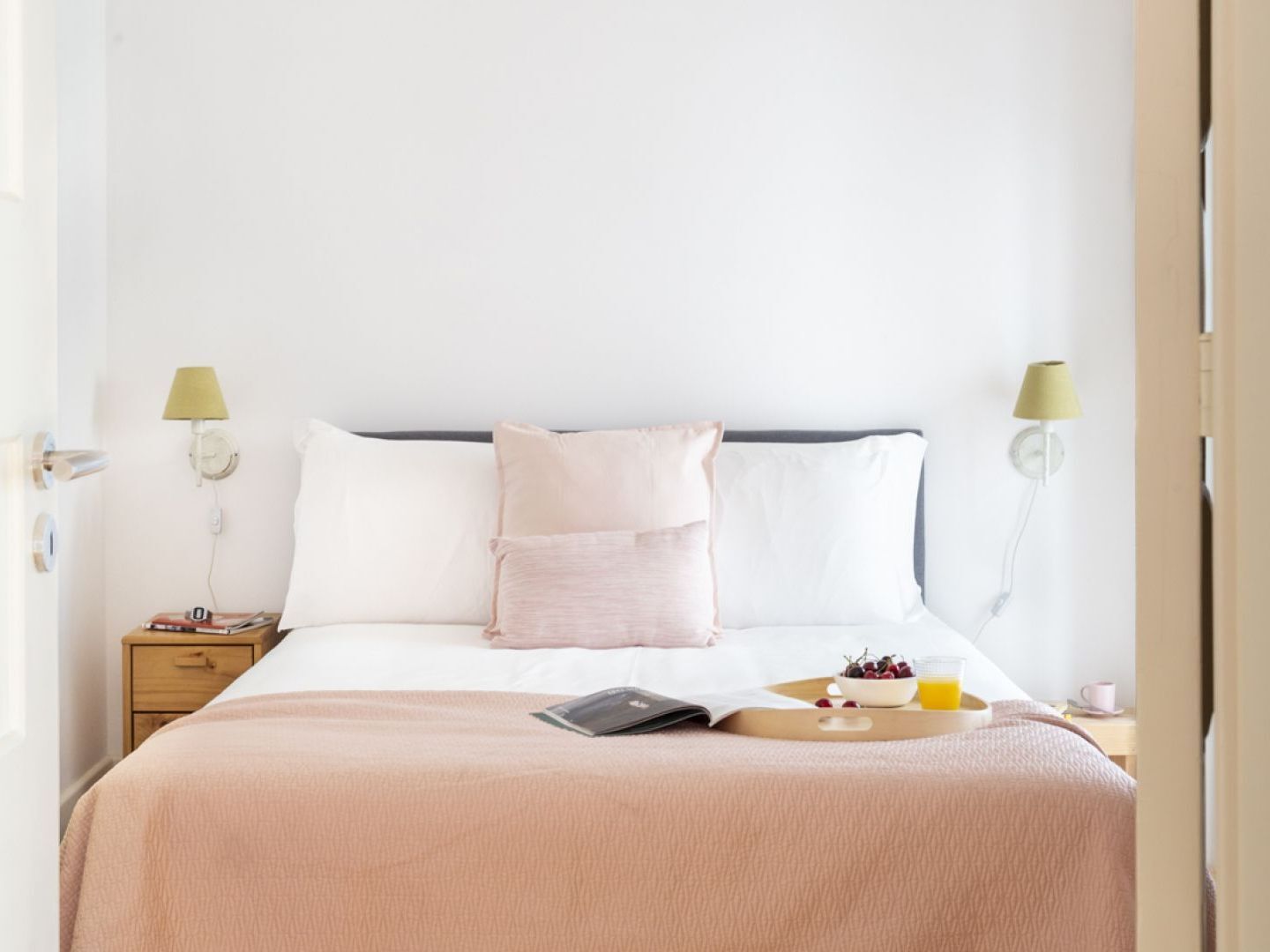 Altido Chic 1br Apt With Balcony Close By Graca Viewpoint And Tram Stops * Lisbon