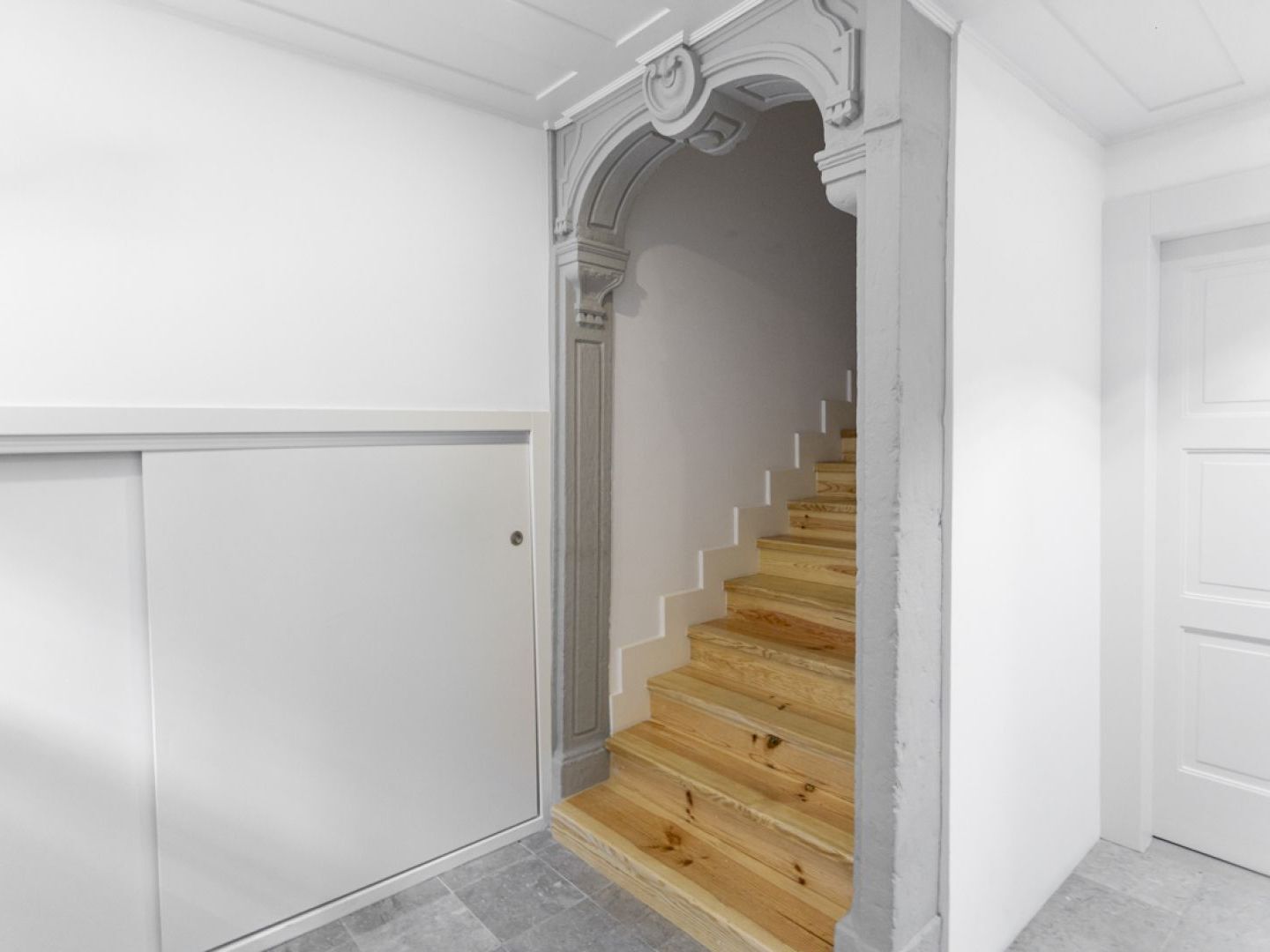 Altido Chic 1br Apt With Balcony Close By Graca Viewpoint And Tram Stops Apartment Lisbon