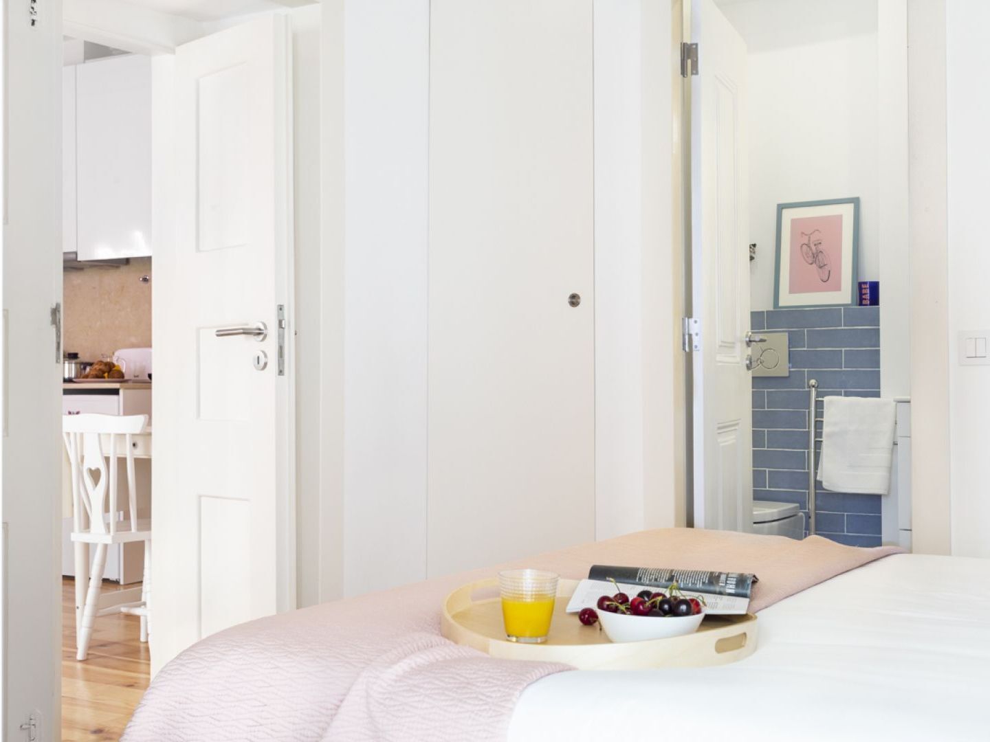Altido Chic 1br Apt With Balcony Close By Graca Viewpoint And Tram Stops Apartamento